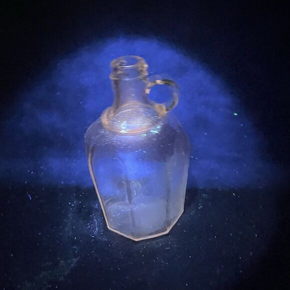 LOT 2 Vintage Glass Jugs Syrup Bottle w/Pour Spout & Handle-Paneled Glass-UV - Picture 3 of 15